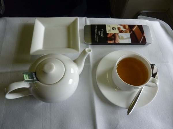 Lufthansa First class tea.jpg