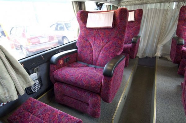 JR Bus Premium Dream Liner 01.jpg
