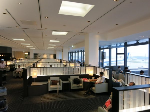 ANA Business Lounge NRT T1 Satellite 5, 02 Lounge, 02.JPG