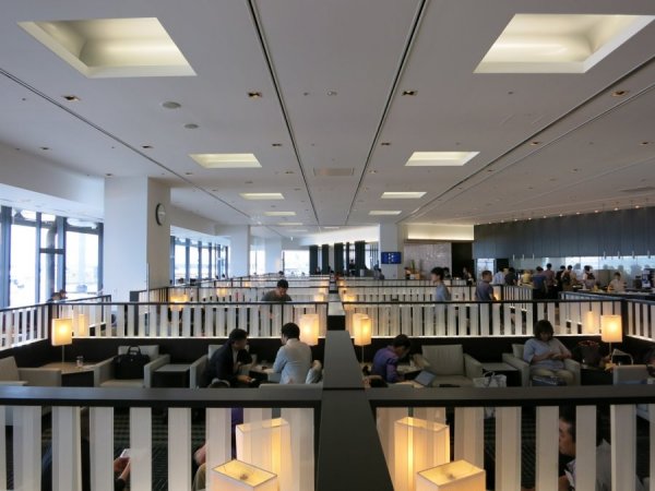 ANA Business Lounge NRT T1 Satellite 5, 02 Lounge, 03.JPG