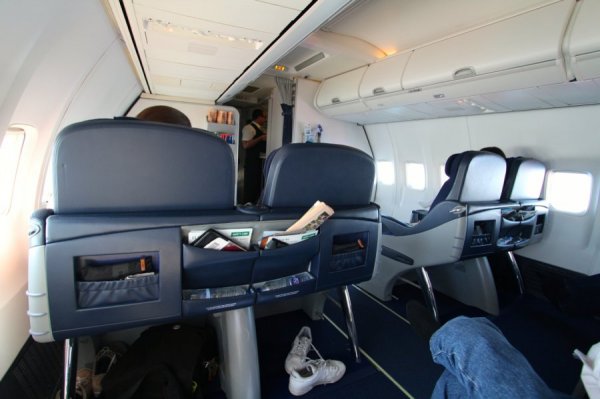 SAS SK951 SVG-IAH 16JUN2015_01.jpg
