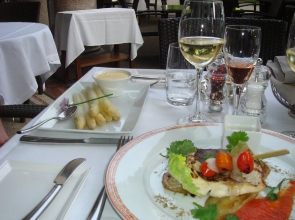 Beau_dinner.jpg Beau_dinner.jpg