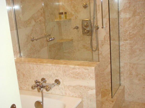 Mandarin2.jpg Mandarin2.jpg