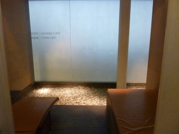 Hong Kong, CX The Wing, First_10.jpg Hong Kong, CX The Wing, First_10.jpg