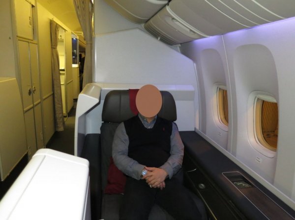 Air China First class 77W_01.jpg