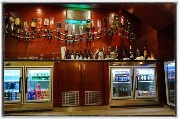 Baren-Diners_Snapseed.jpg Baren-Diners_Snapseed.jpg