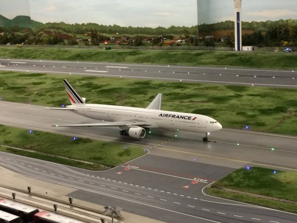 AF B777.jpg AF B777.jpg