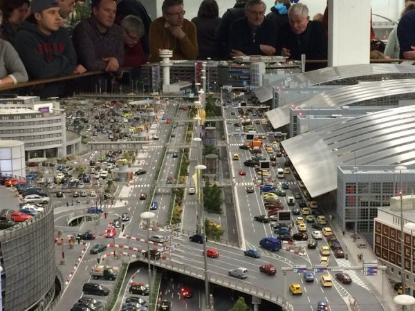 Avgående & Ankommande föygplatsen.jpg Avgående & Ankommande föygplatsen.jpg