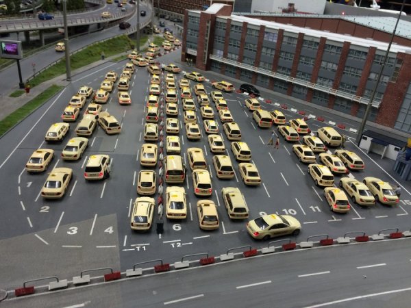 Taxistand.jpg