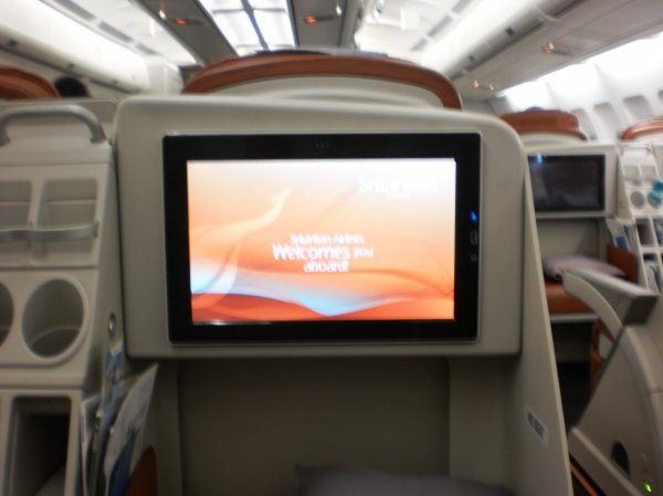 SriLankan Airlines Business Class A340_009.jpg SriLankan Airlines Business Class A340_009.jpg