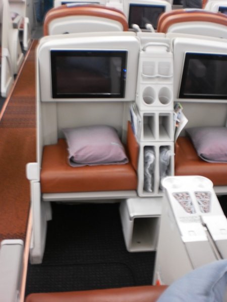 SriLankan Airlines Business Class A340_006.jpg SriLankan Airlines Business Class A340_006.jpg