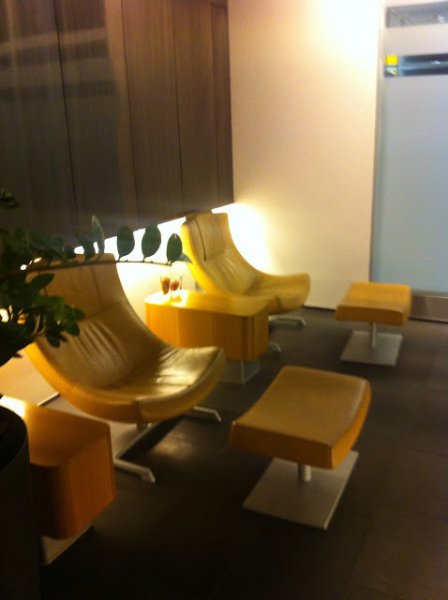 lounge14.jpg