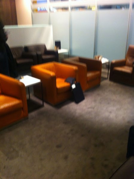 lounge2.jpg