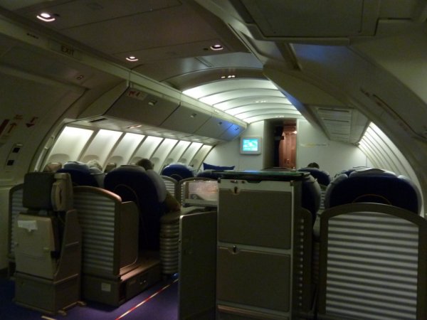 Lufthansa First class KUL-BKK_16.jpg