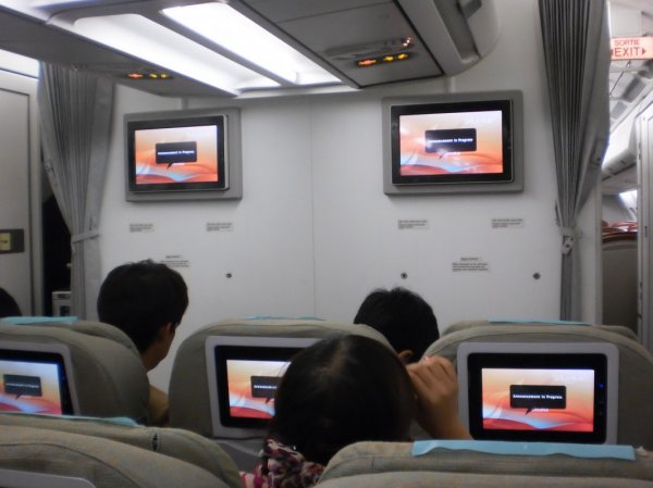 SriLankan Airlines Economy class A340_07.jpg