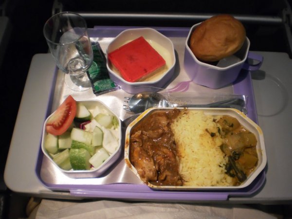 SriLankan Airlines Economy class A340_13.jpg