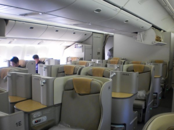 Asiana Airlines Quadra Smartium seat_15.jpg