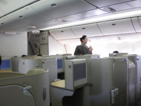 Asiana Airlines Quadra Smartium seat_25.jpg