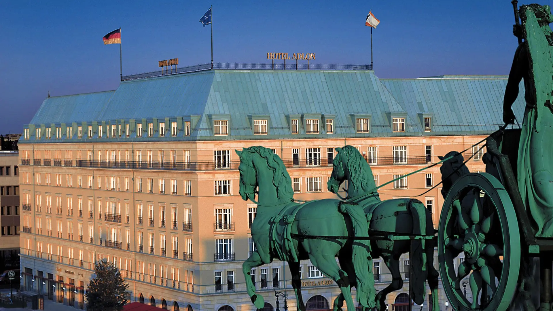 Hotel review Location' - Hotel Adlon Kempinski Berlin - 0